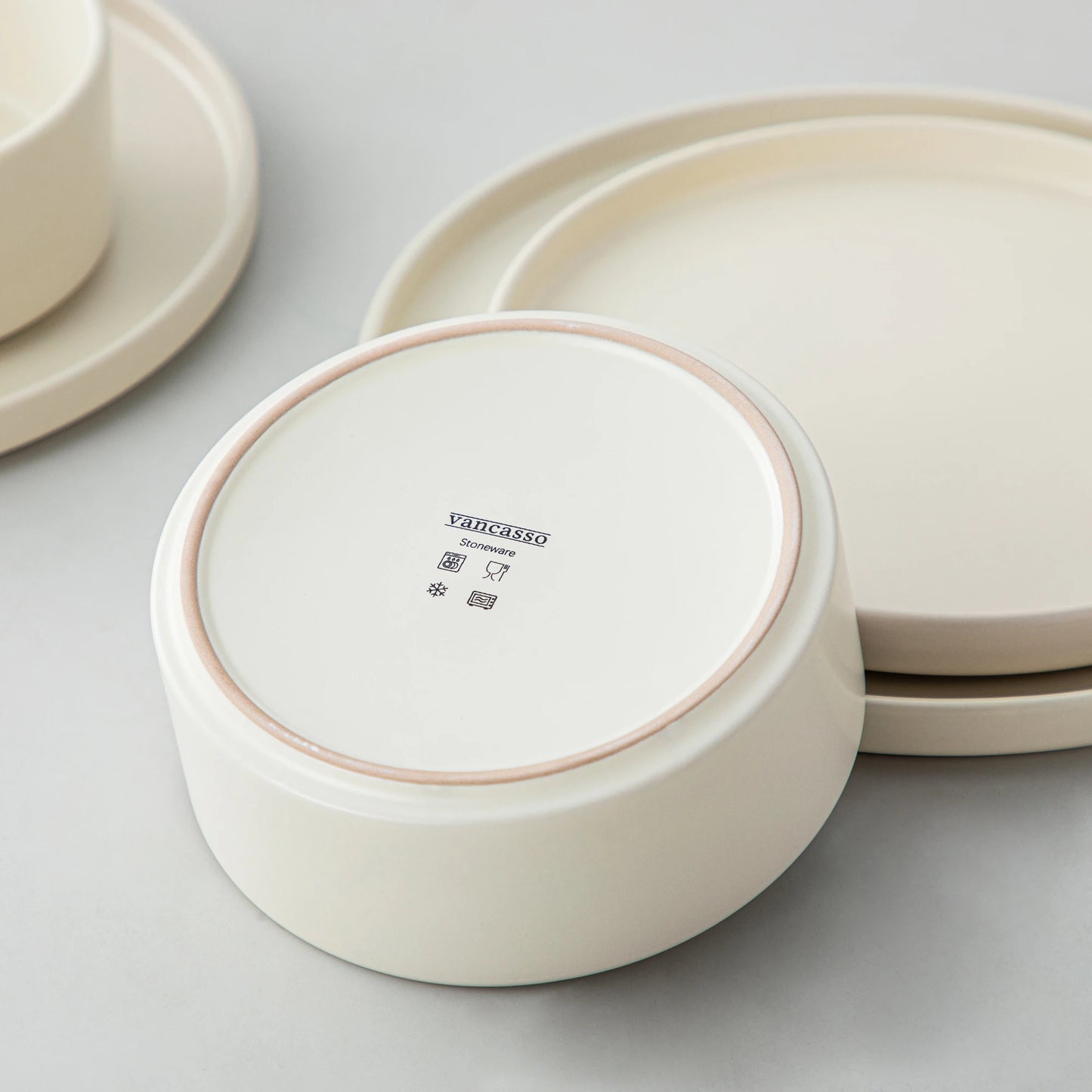 White Stoneware Tableware Set – 12/24-Piece Minimalist Dinnerware for 4/8 People